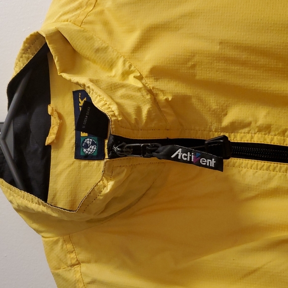 Eddie Bauer’s EBTEK Shell Jacket - XL YELLOW VINTAGE tiny spots shown in photo - Picture 3 of 4